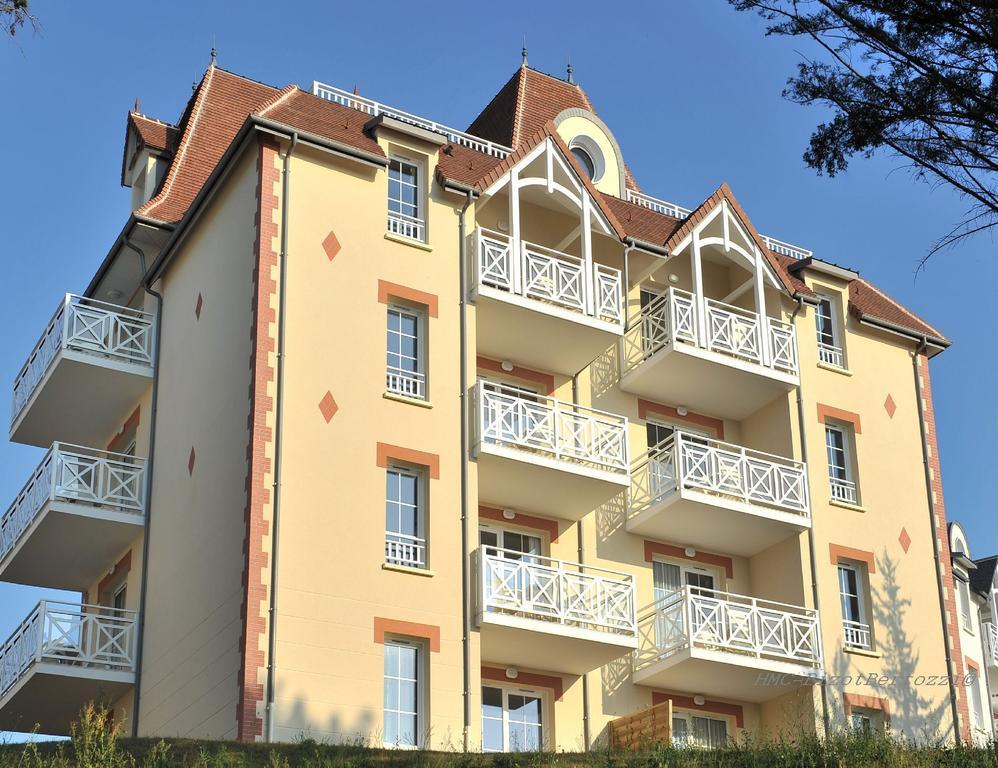 Les Villas Du Spa Пленёф-Валь-Андре Экстерьер фото